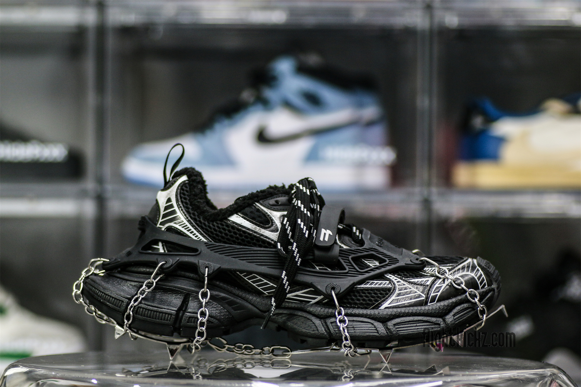 Balenciag* 3XL Ski Sneaker in Black ((Removable footwear chains) )