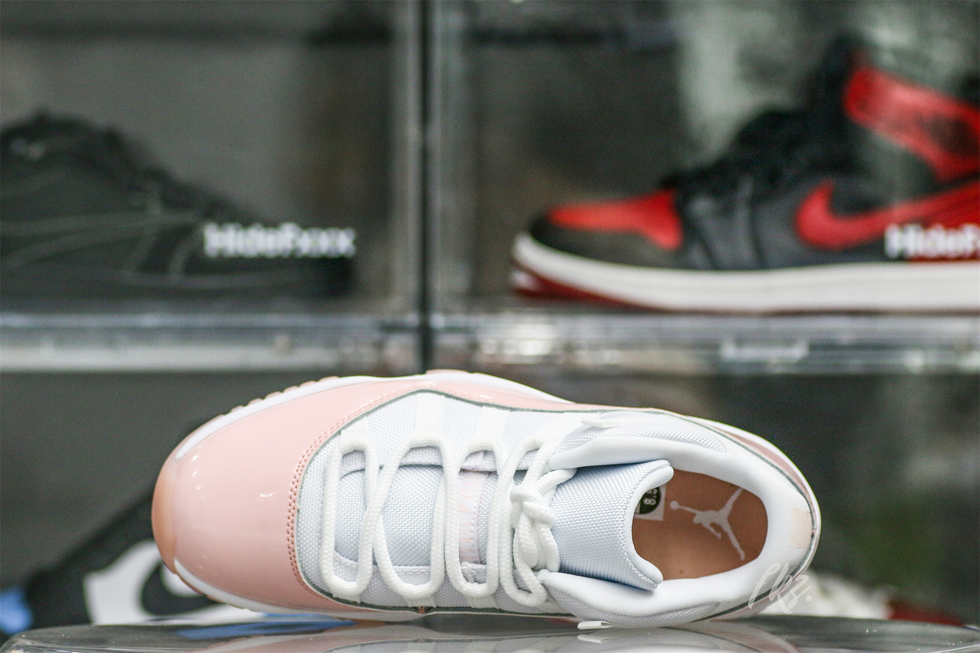 Air Jordan 11 Low WMNS “Legend Pink”