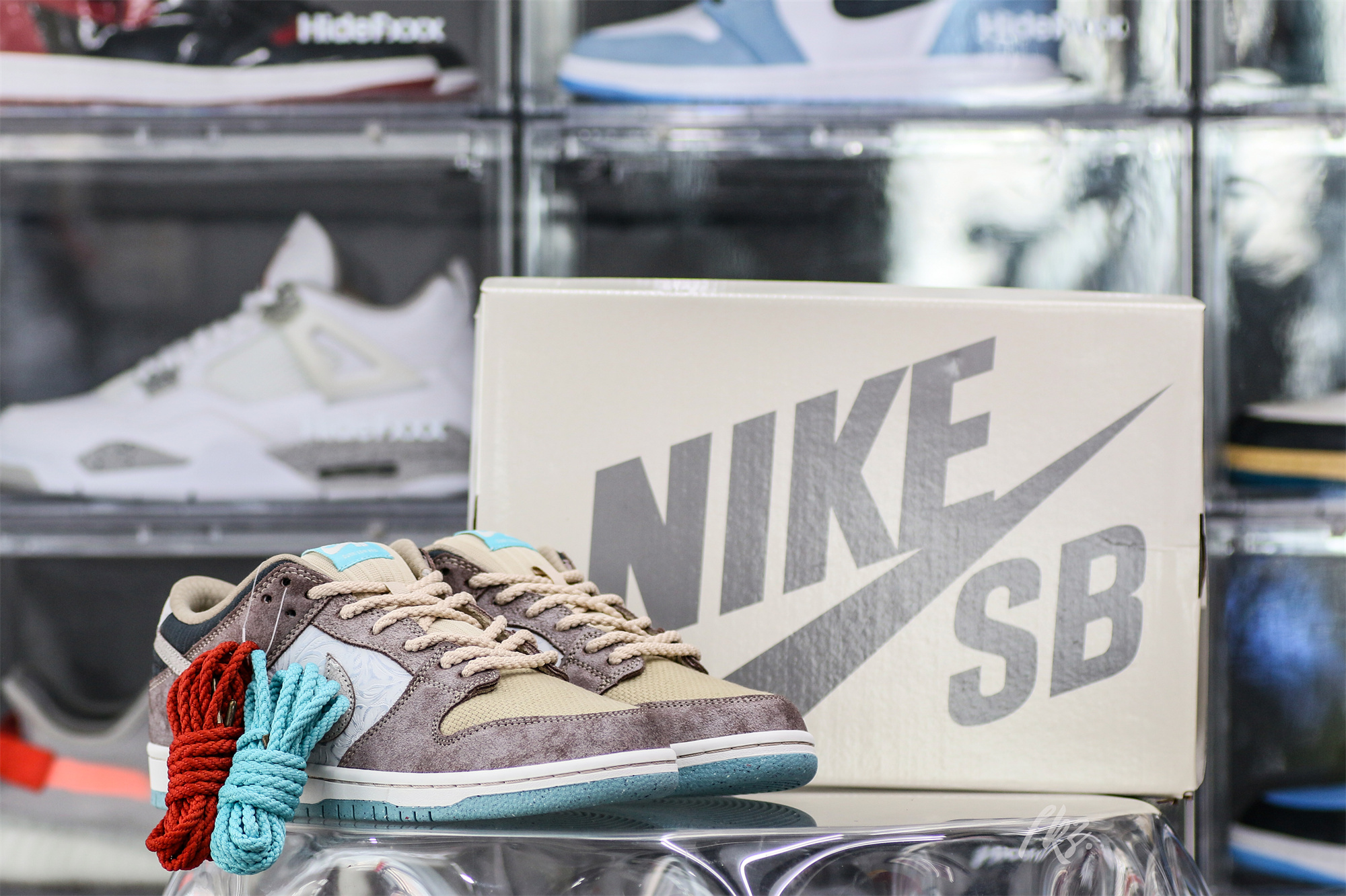 Dunk Low SB Big Money Savings 2024