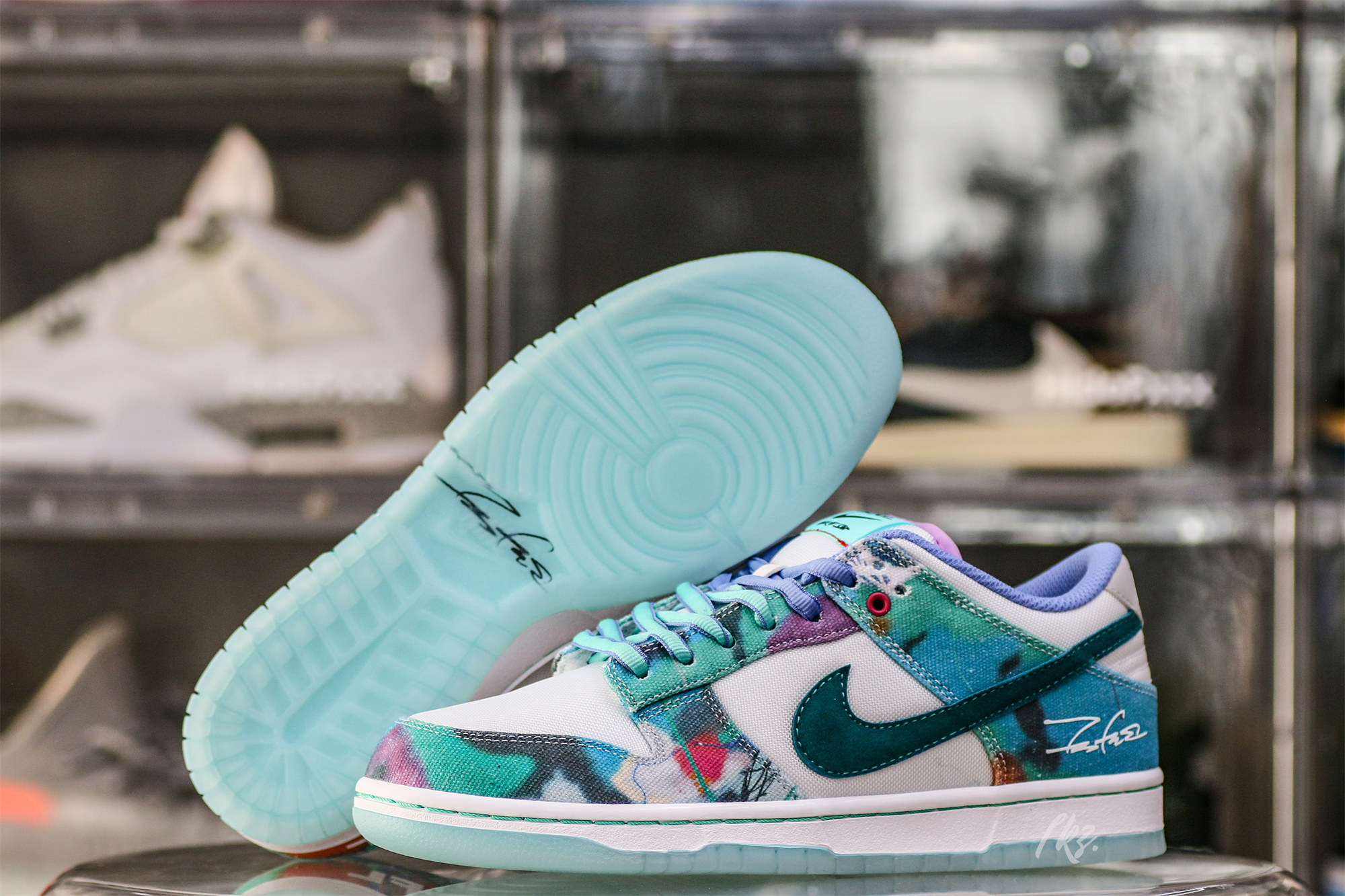 Nike SB Dunk Low Futura Laboratories Bleached Aqua