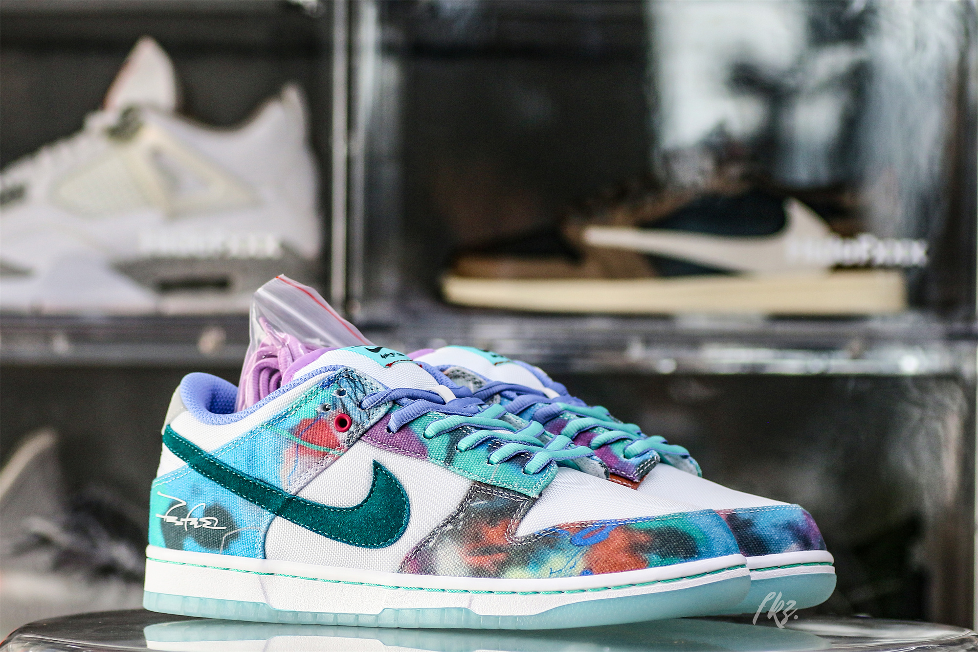 Nike SB Dunk Low Futura Laboratories Bleached Aqua