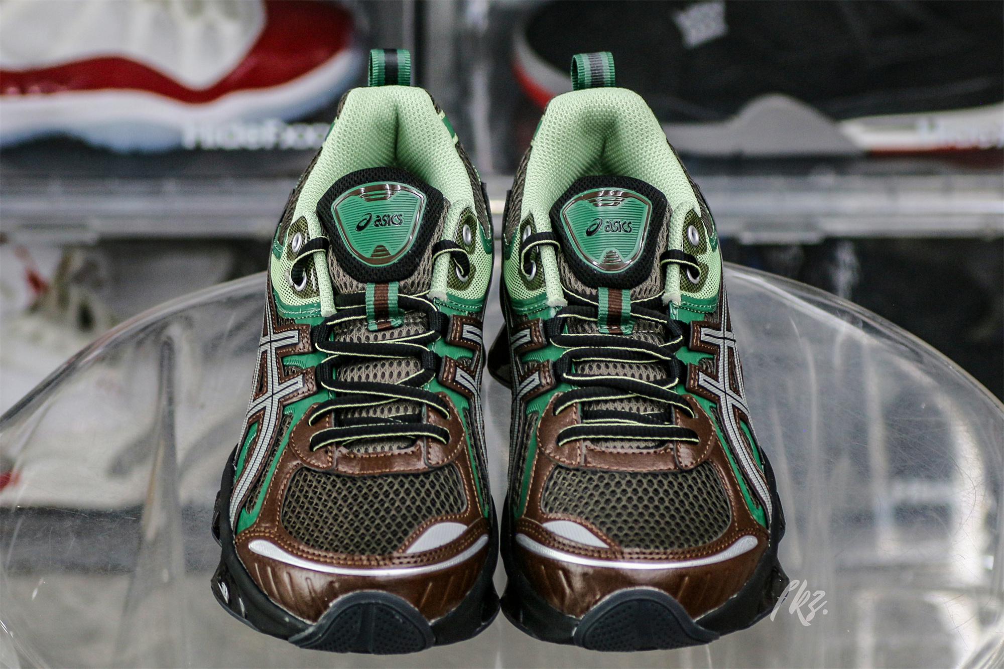 Gel Quantum Kinetic Dark Sepia Shamrock