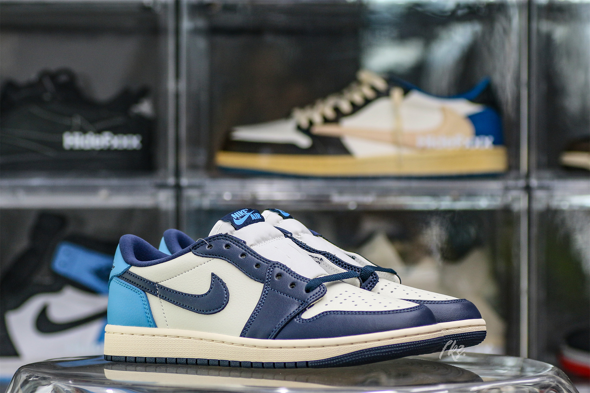 Air Jordan 1 Low OG “Obsidian” UNC 2025