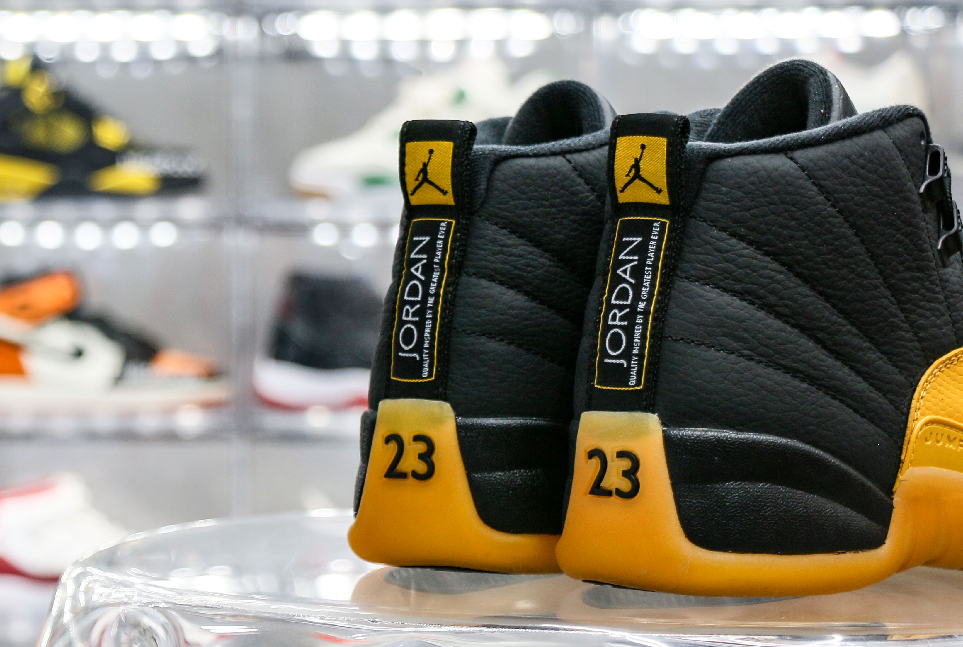 Jordan 12 Retro Black University Gold