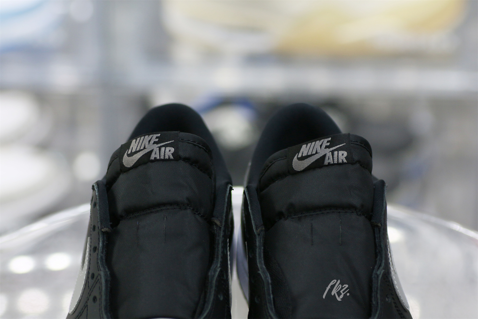 Jordan 1 Retro Low Shadow 2015