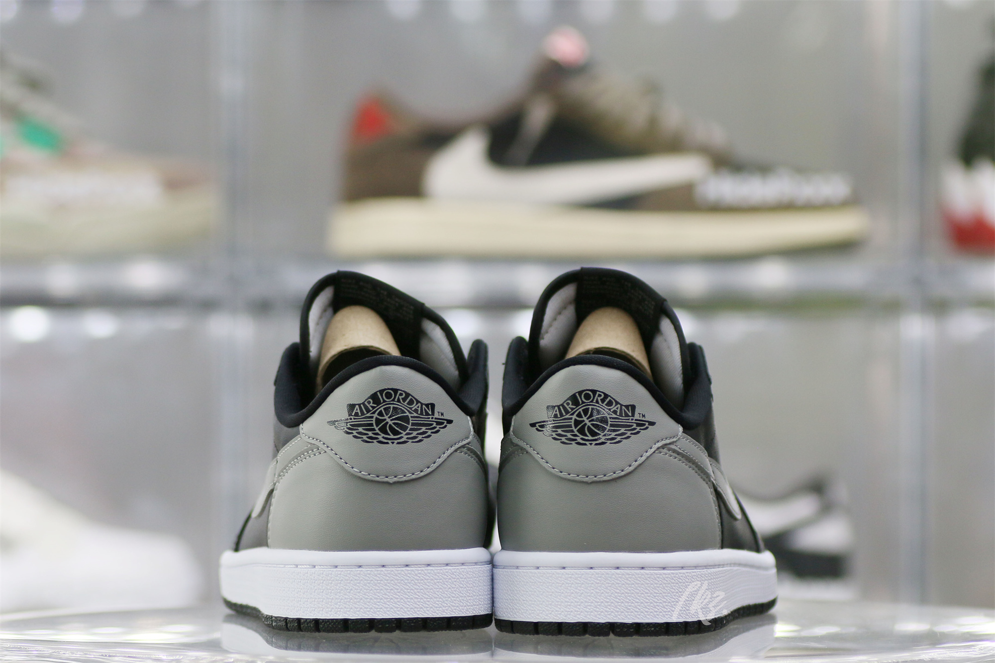 Jordan 1 Retro Low Shadow 2015
