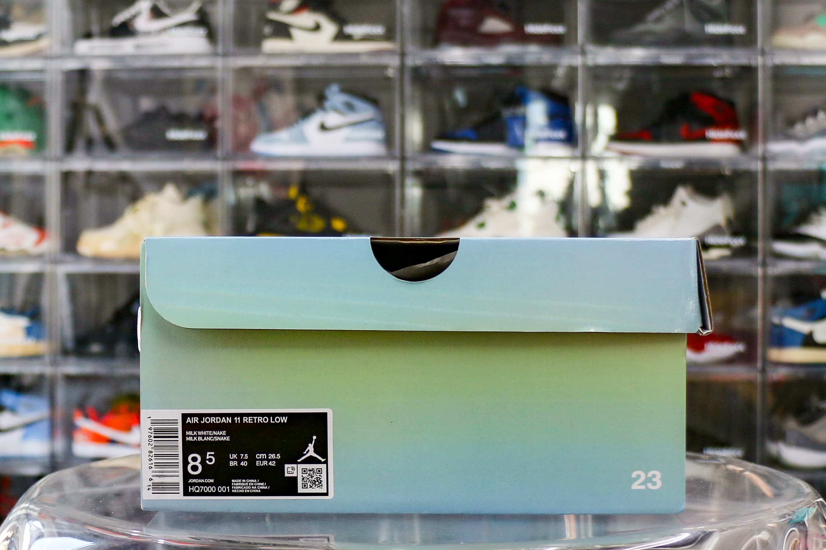 Air Jordan 11 Retro Low CNY 2025