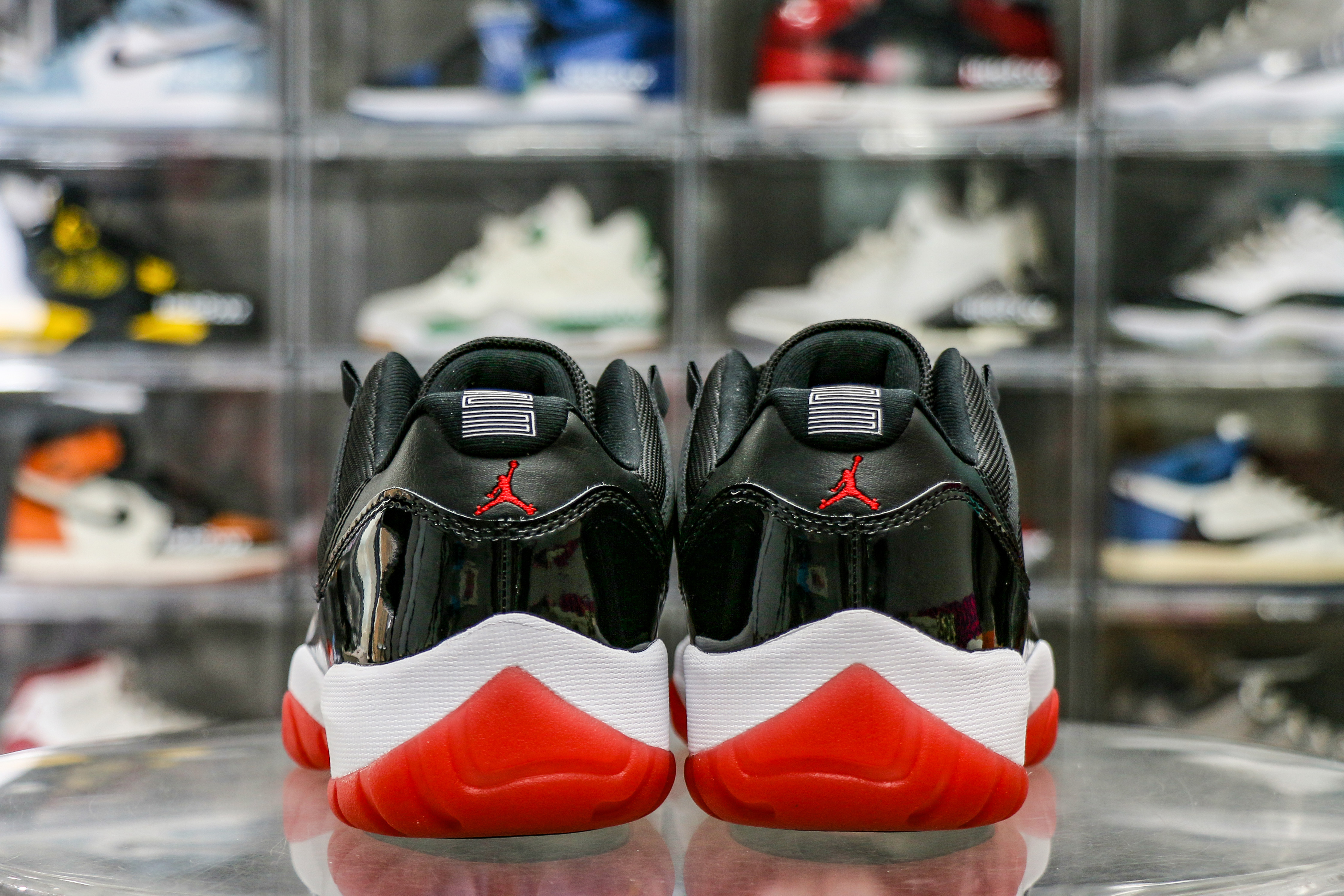 Air Jordan 11 Retro Bred Low 2025 (Ln5 A1)