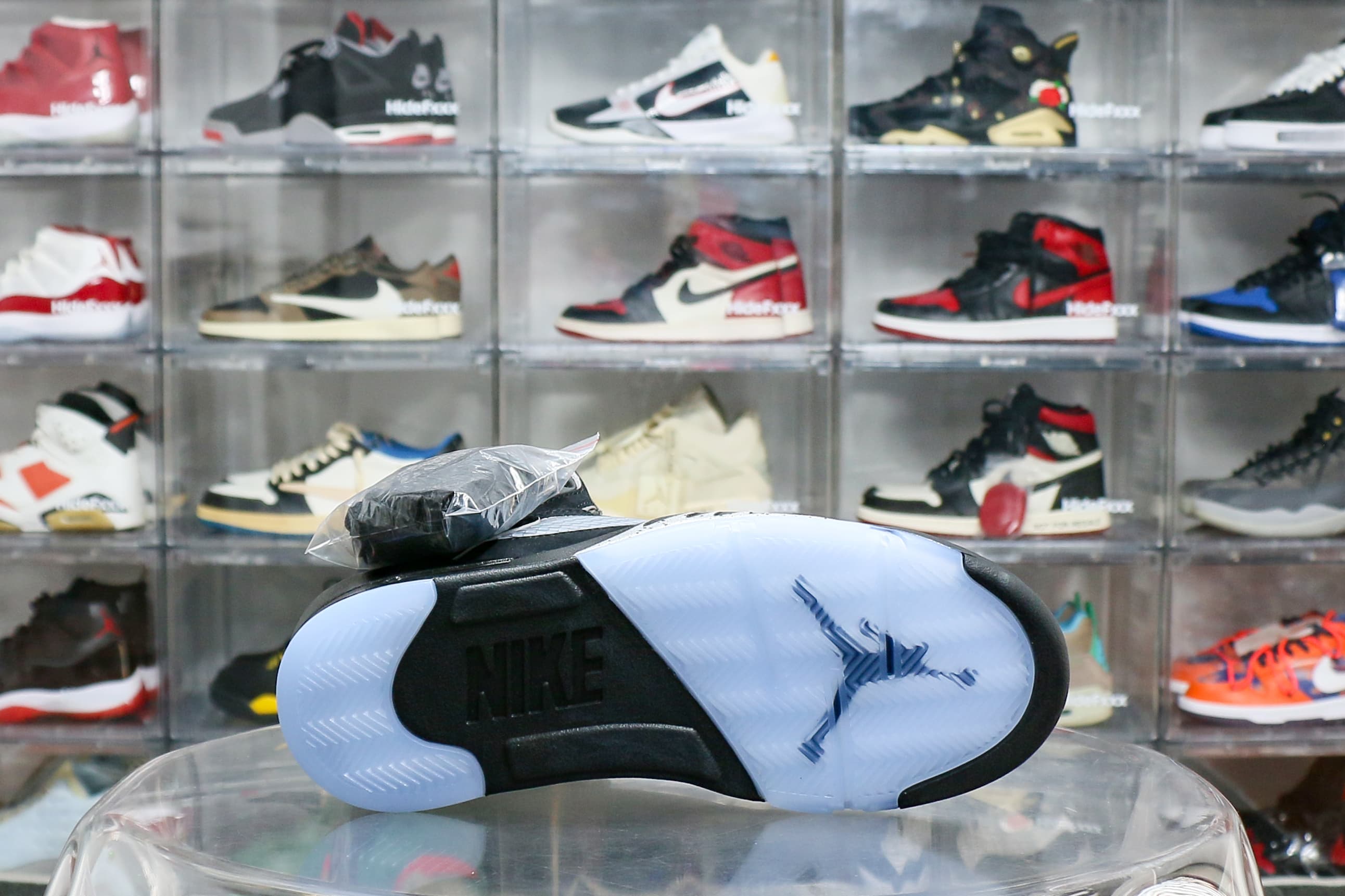 Air Jordan 5 Retro OG ‘Metallic Reimagined’ 2025 (Ln5 A1)