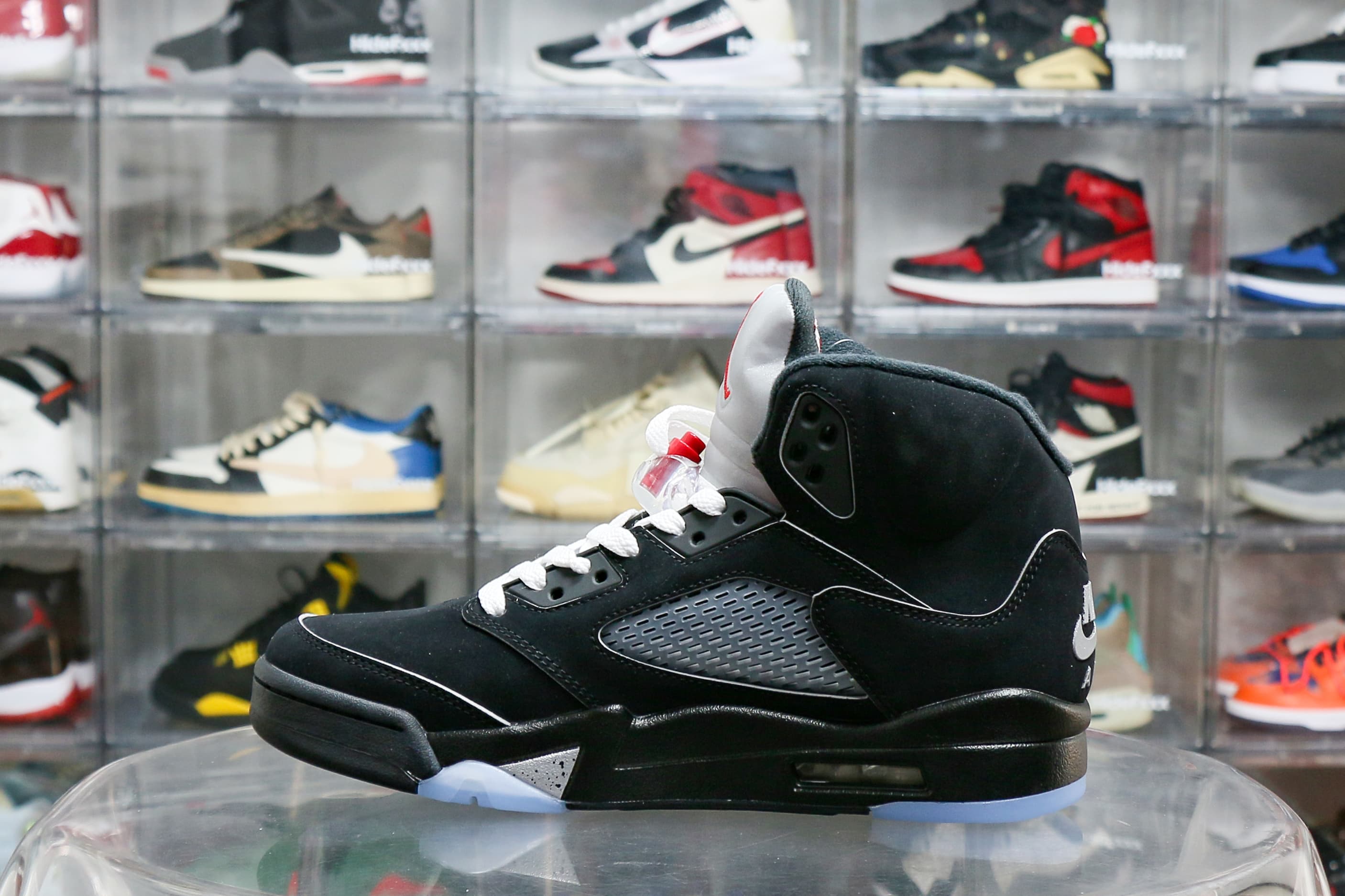 Air Jordan 5 Retro OG ‘Metallic Reimagined’ 2025 (Ln5 A1)