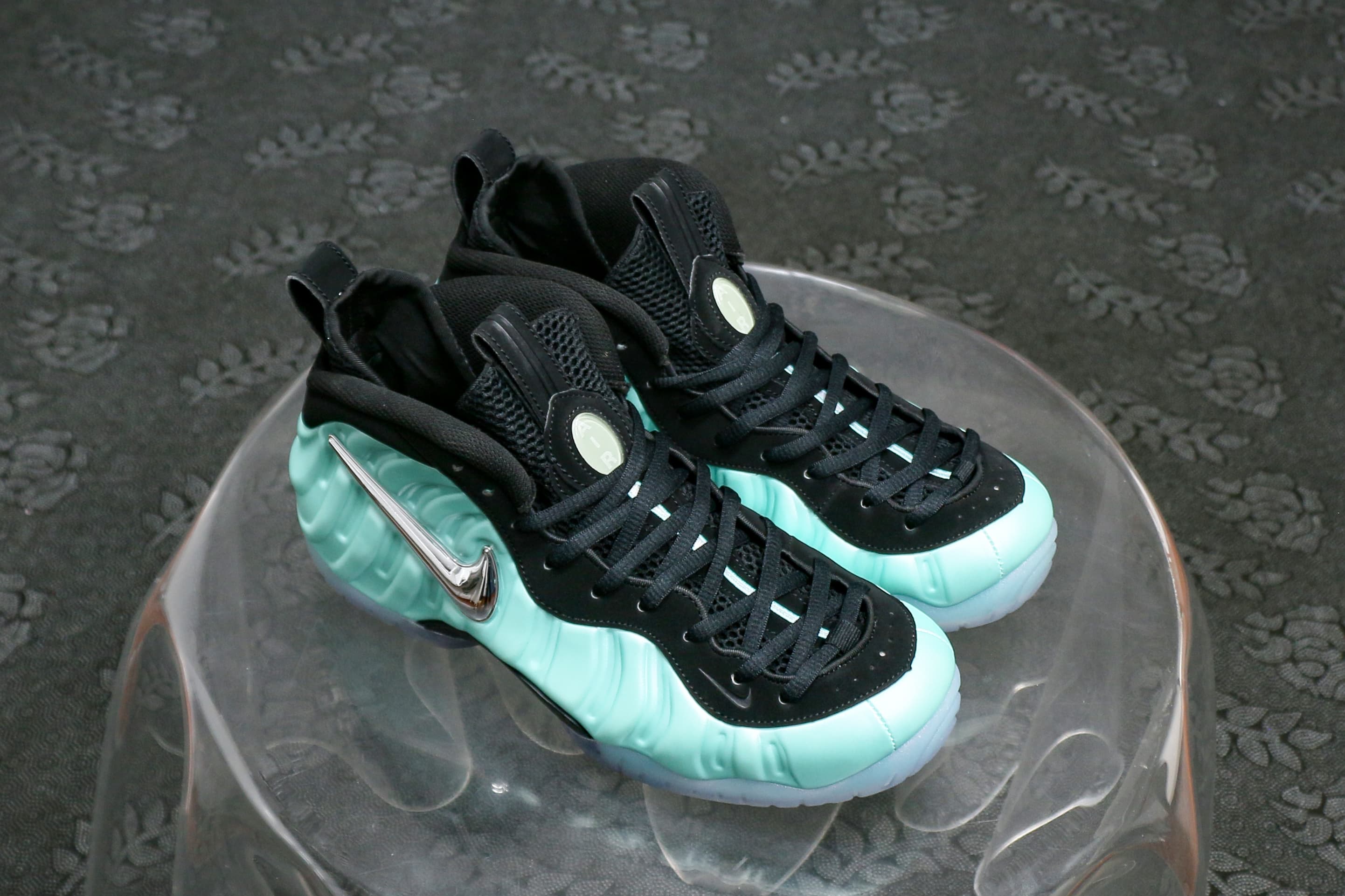 Nike Air Foamposite Pro Island Green 2017