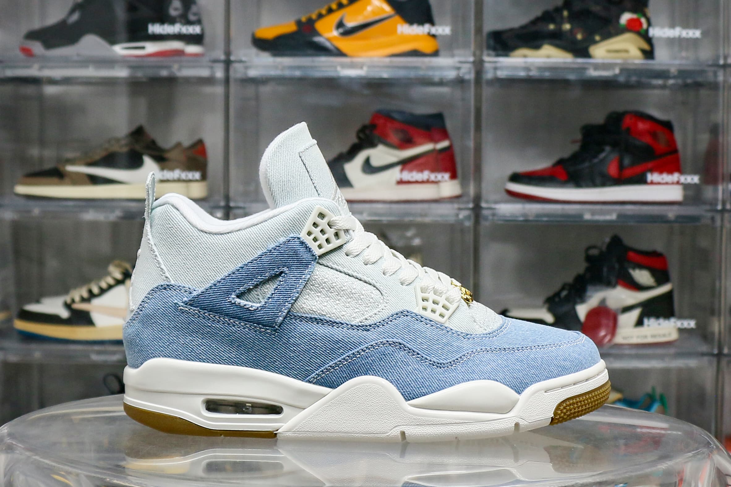 Air Jordan 4 “Denim” 2025