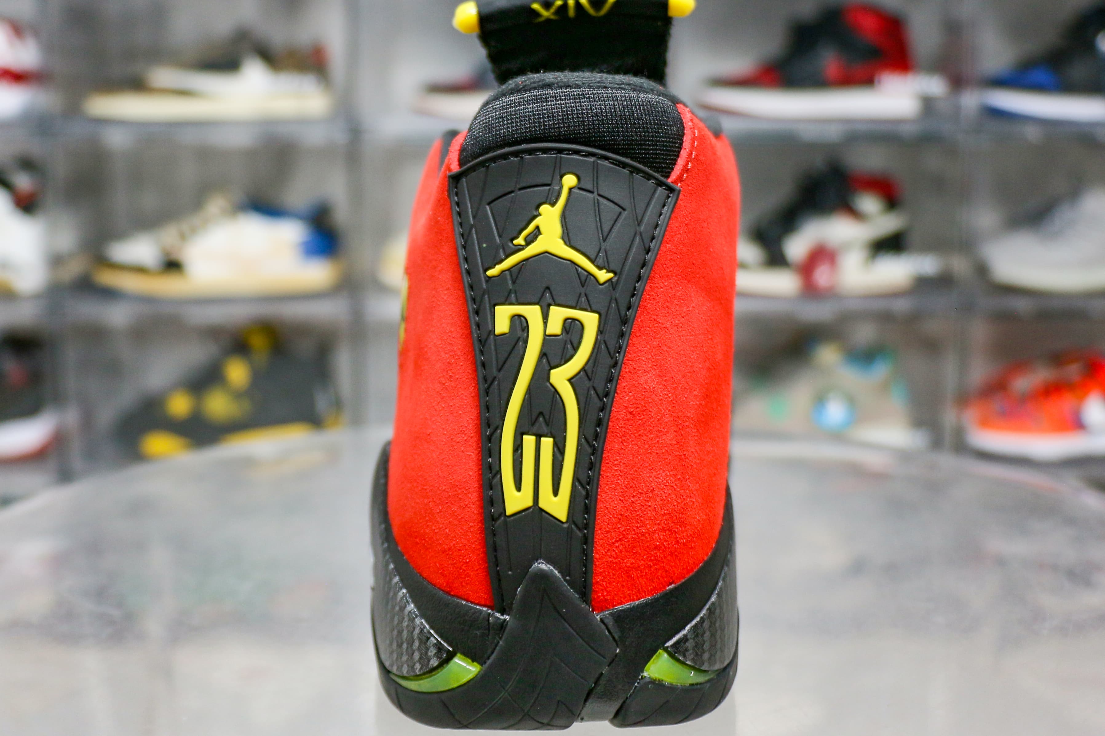 Air Jordan 14 Retro Ferrari 2025 (Ln5 A1)