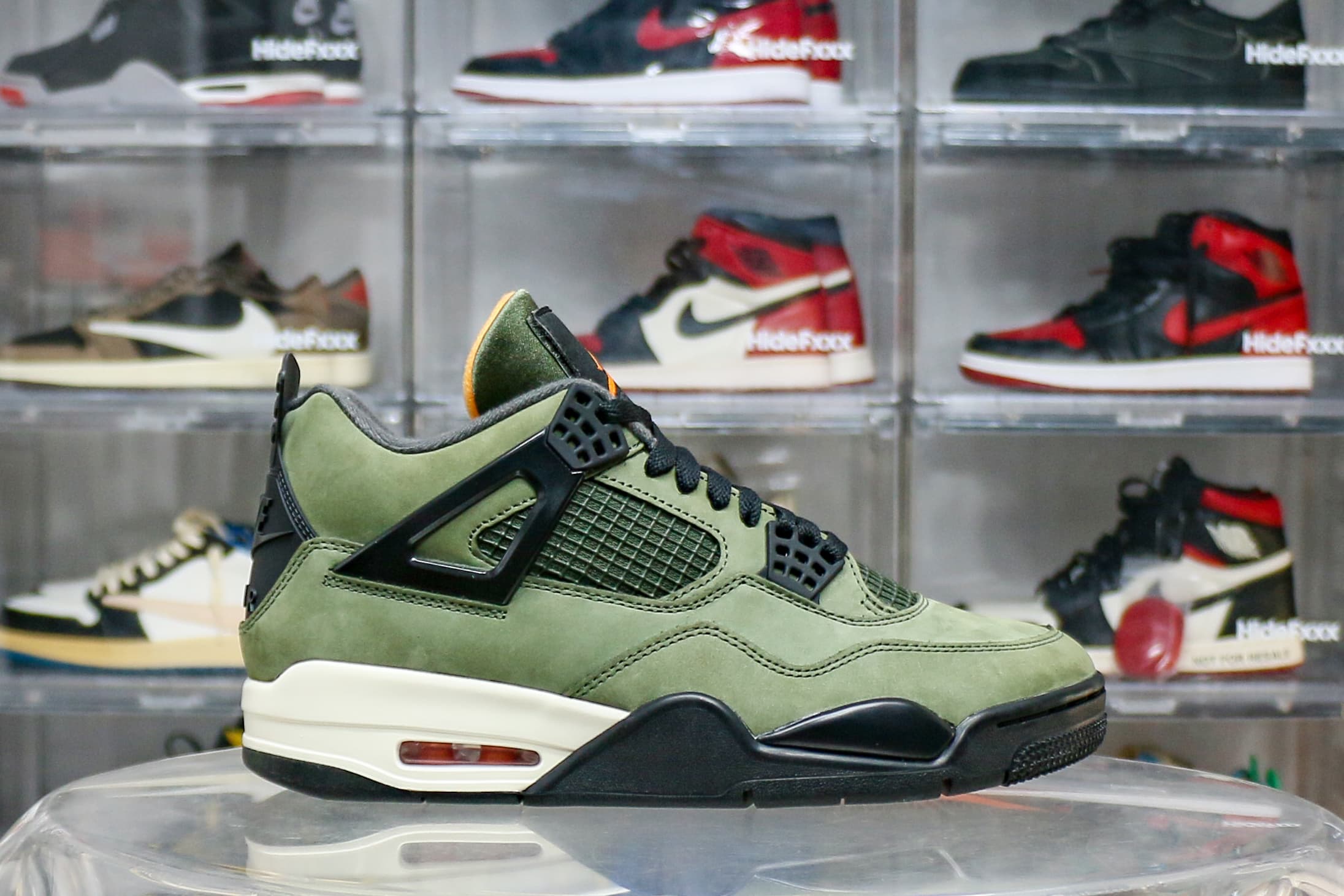 Jordan 4 Retro OG SP Undefeated 2025 (LN5 A1 Batch)