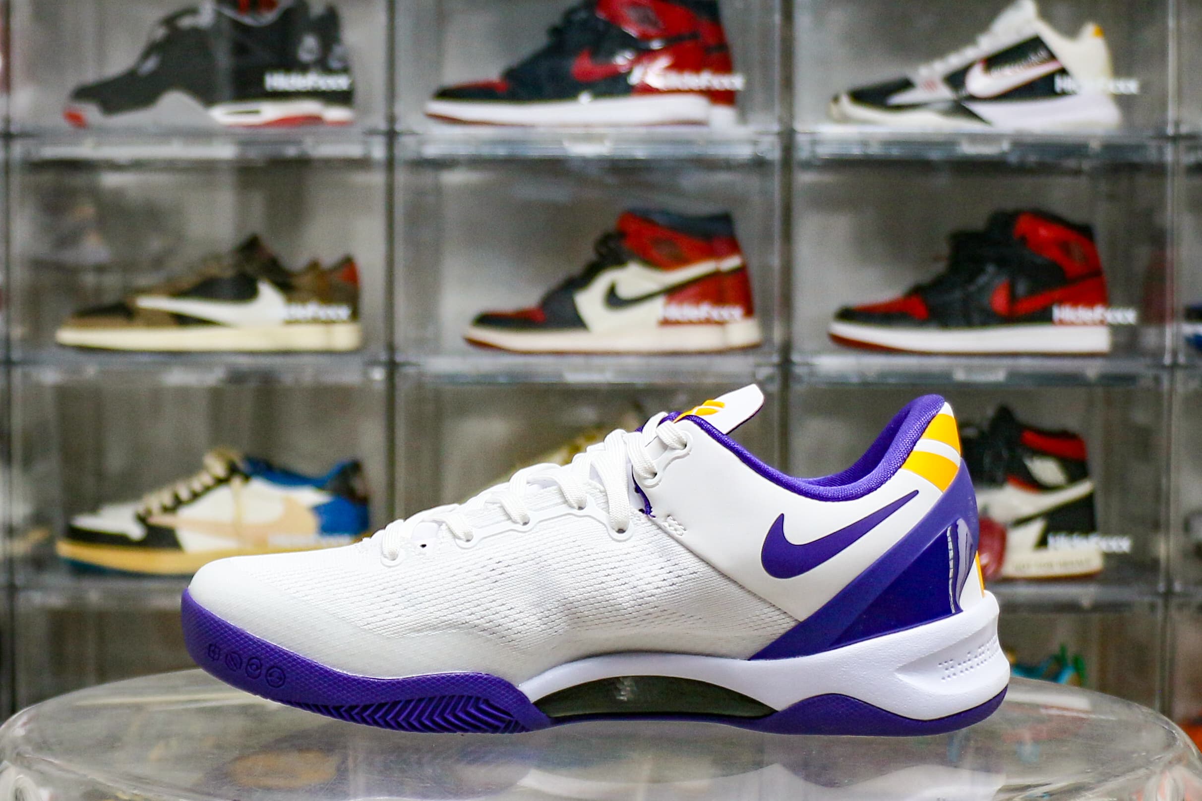 Nike Kobe 8 Protro “LSU White” PE (Ln5 A1)