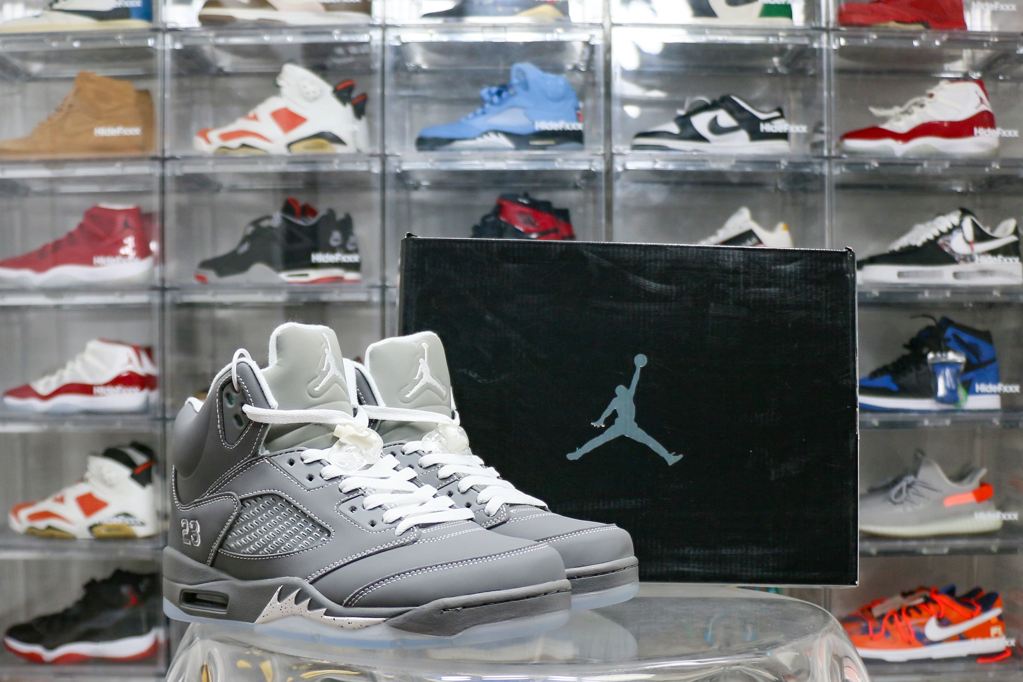 Air Jordan 5 Retro Wolf Grey 2011