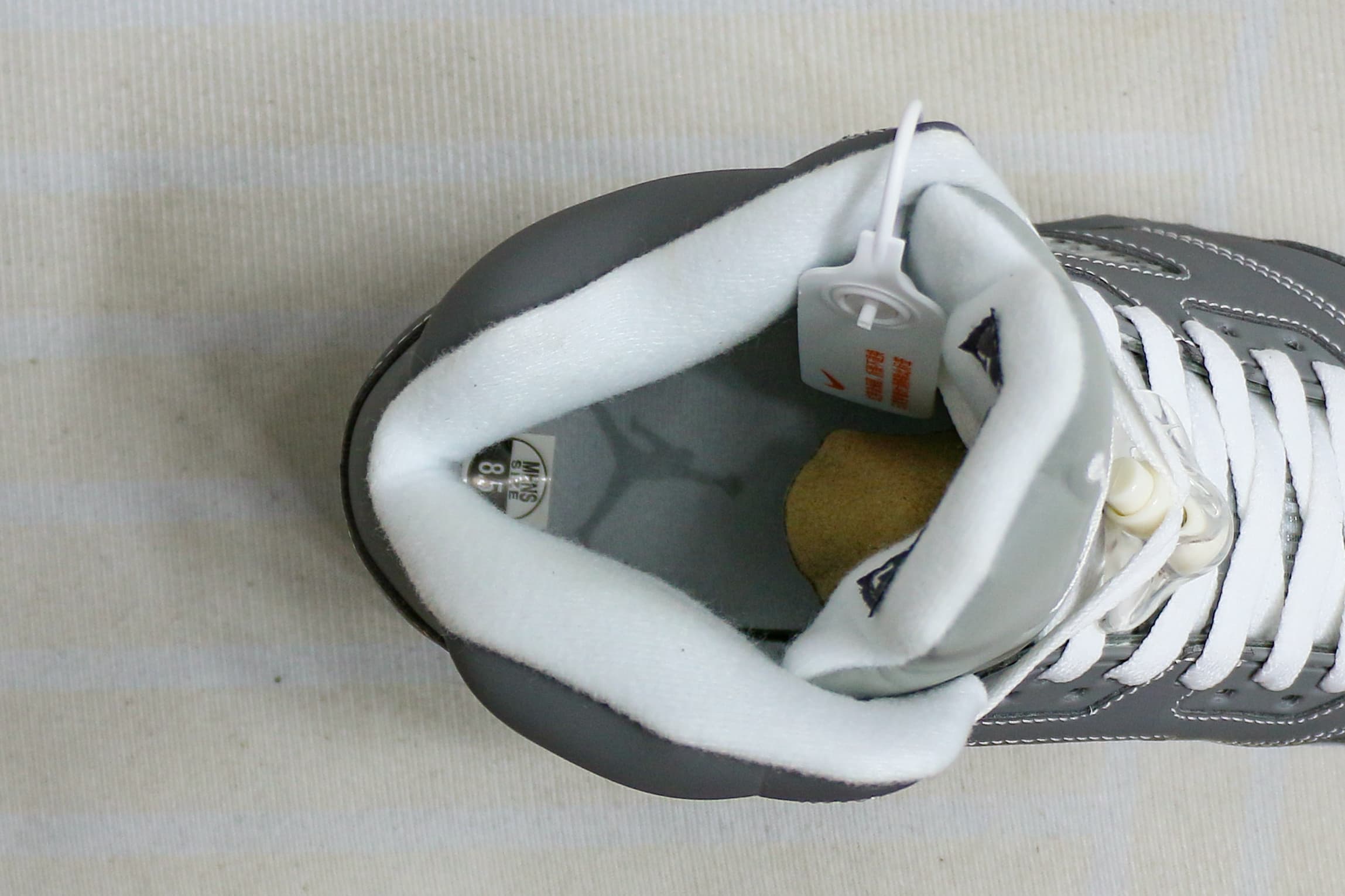 Air Jordan 5 Retro Wolf Grey 2011